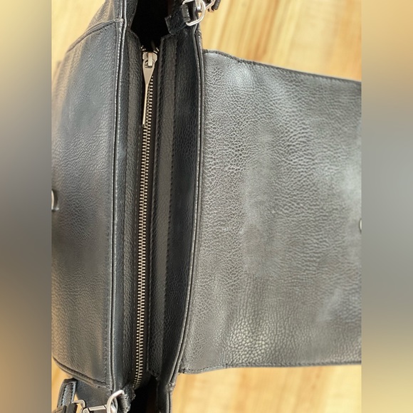 Matt & Nat purse - Picture 3 of 9